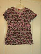 SCRUB TOP SIZE XS VALENTINES HEARTS SCRUB TOP DICKIES 