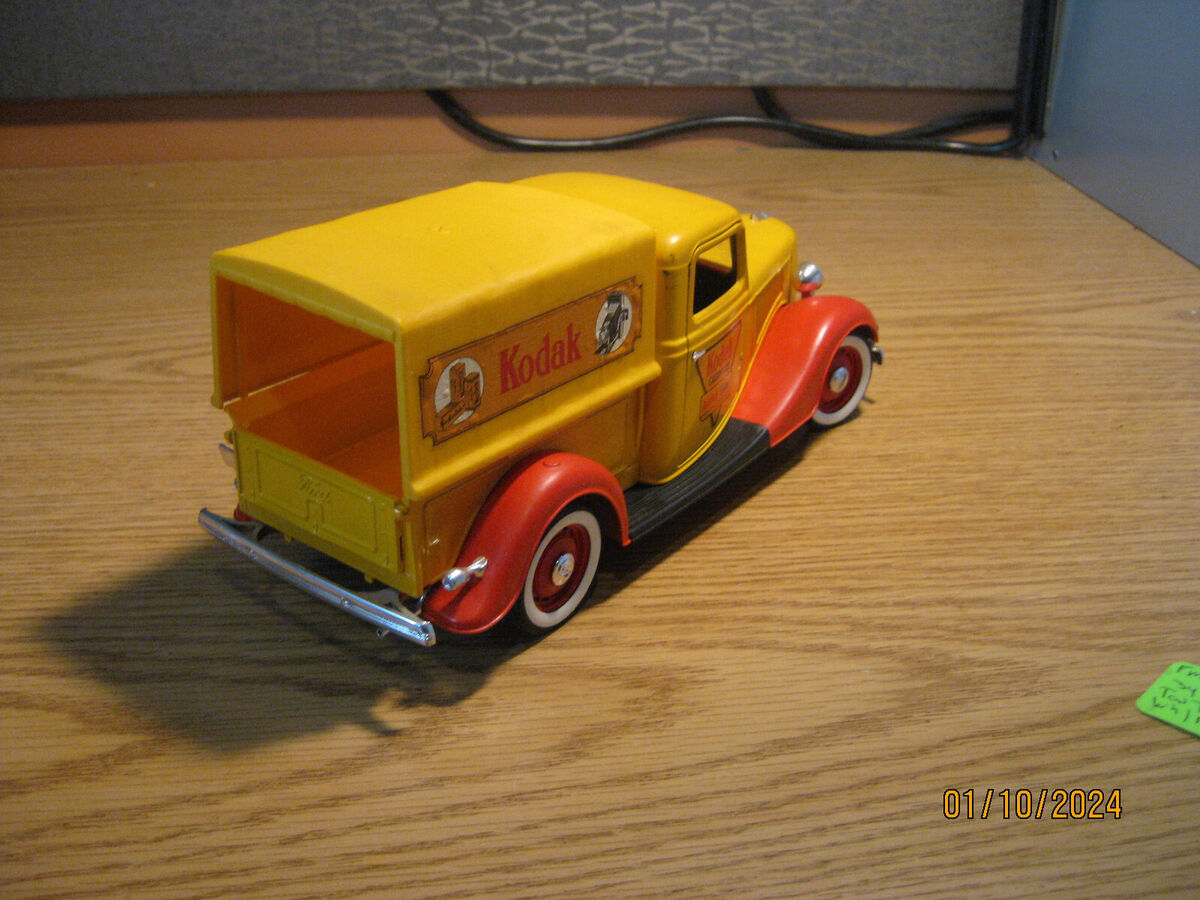 【希少】SOLIDO 1936 FORD V8 TEXACOレッカー1/18赤 Solido 1936 Ford V8 Texaco Tow Truck 1/18 Red Rare