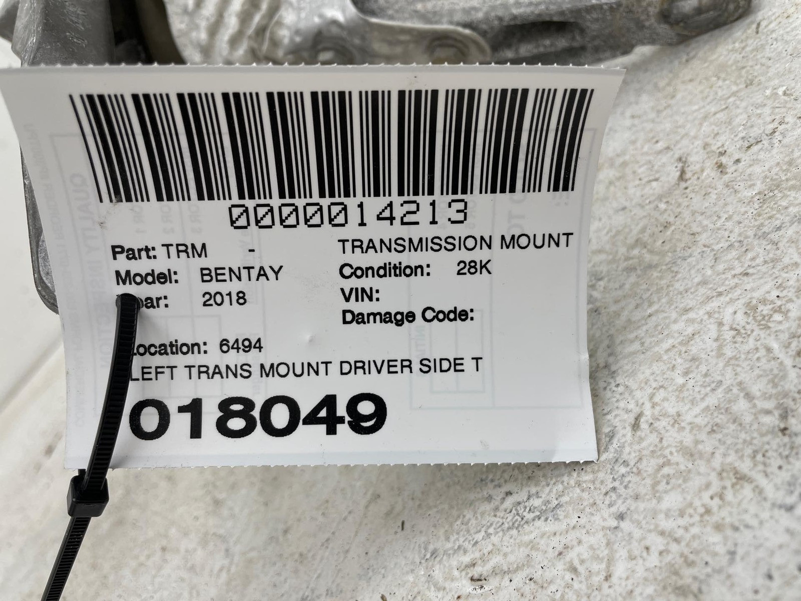 2016-2020 BENTLEY BENTAYGA LEFT TRANS MOUNT TRANSMISSION GEARBOX HYDRO *28K*