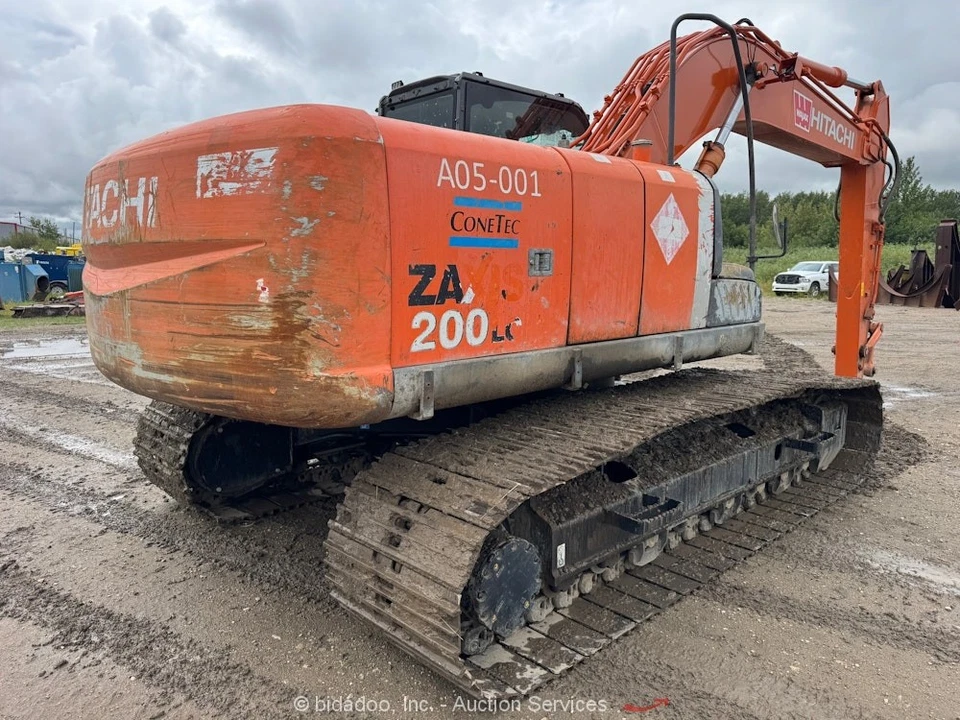 Excavadora sobre orugas Hitachi ZX200LC-3 2008 cabina hidráulica auxiliar Isuzu bidadoo Foto 4 de 4