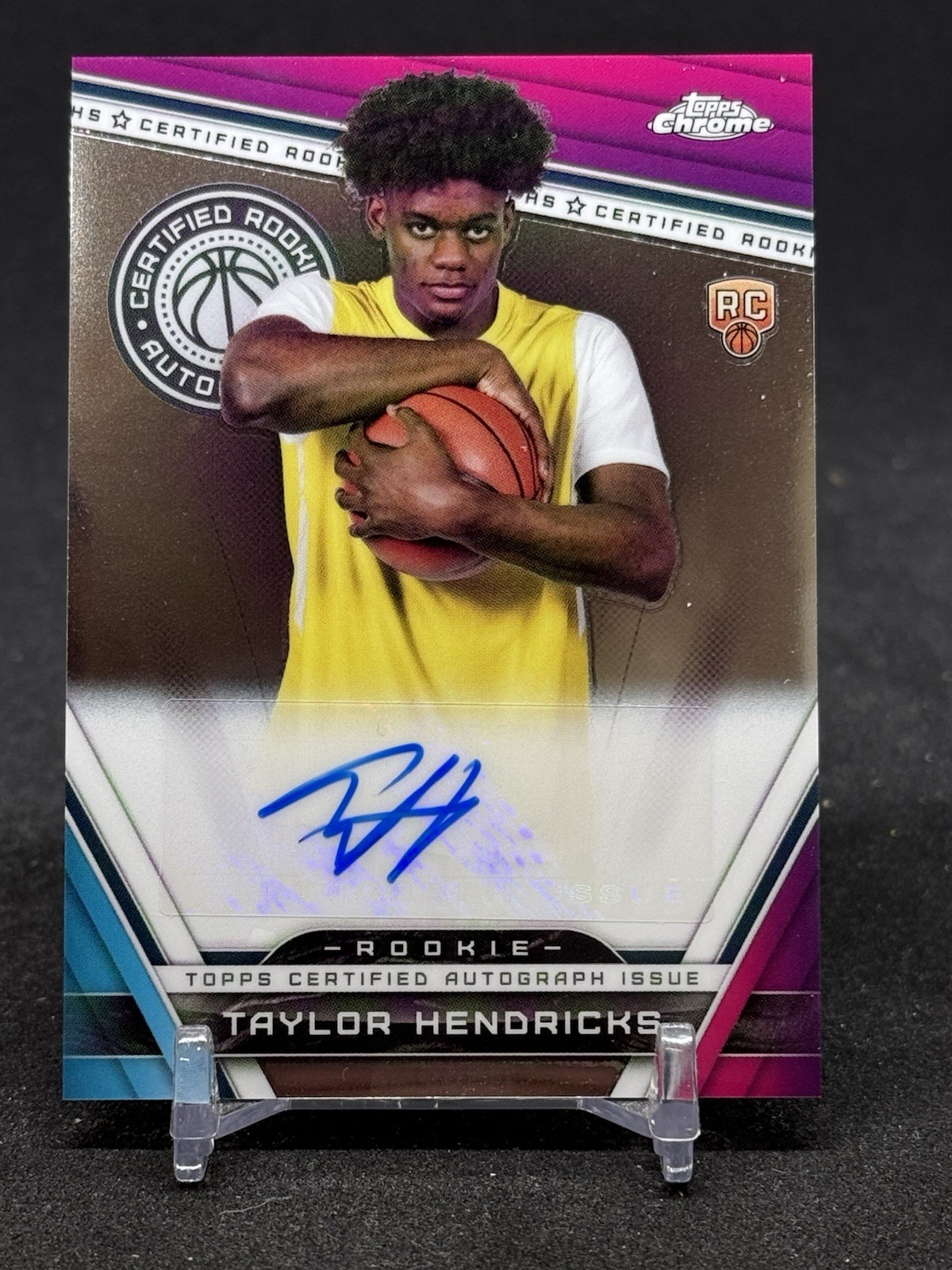 2023-24 Topps Chrome Taylor Hendricks Auto RC Certified Rookie #CRA-TH Utah Jazz