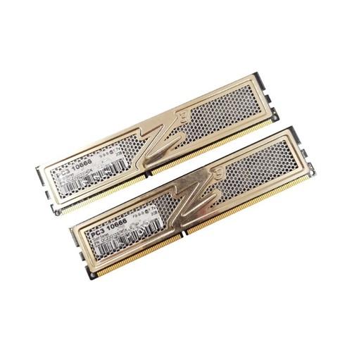Kit 4 Go OCZ Gold Series DDR2 1066 MHz PC2-8500U, 2x2 Go, Pour Pièces