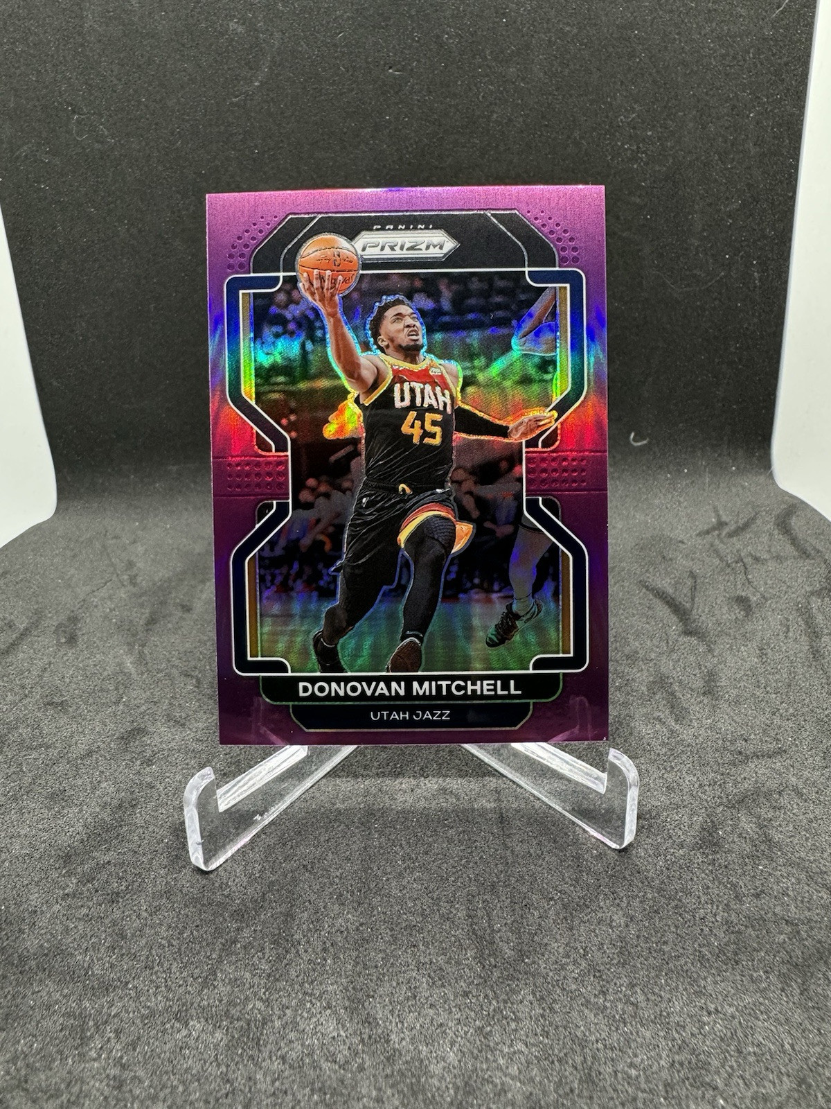 2021-22 Panini Prizm - Donovan Mitchell #72 Purple Prizm /99