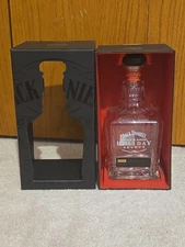 Jack Daniels 2014 Holiday Select Single Barrel Empty Bottle w/ Box Whiskey