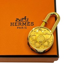HERMES Cadena Padlock Lotus Flower Fantaisies Gold 2008 Excellent w/Box