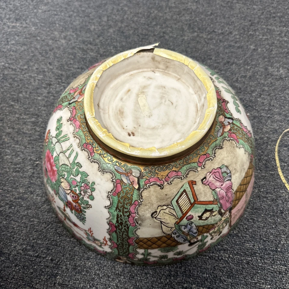 Antiguo cuenco chino de porcelana del siglo XIX Foto 2 de 4