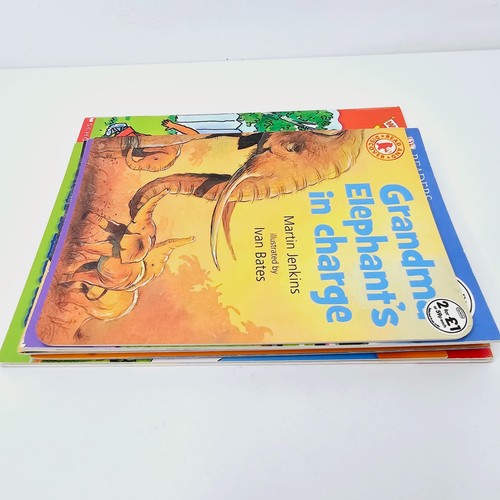Reader Books Learning to Read Homeschooling Lego Solar System - Picture 6 of 24