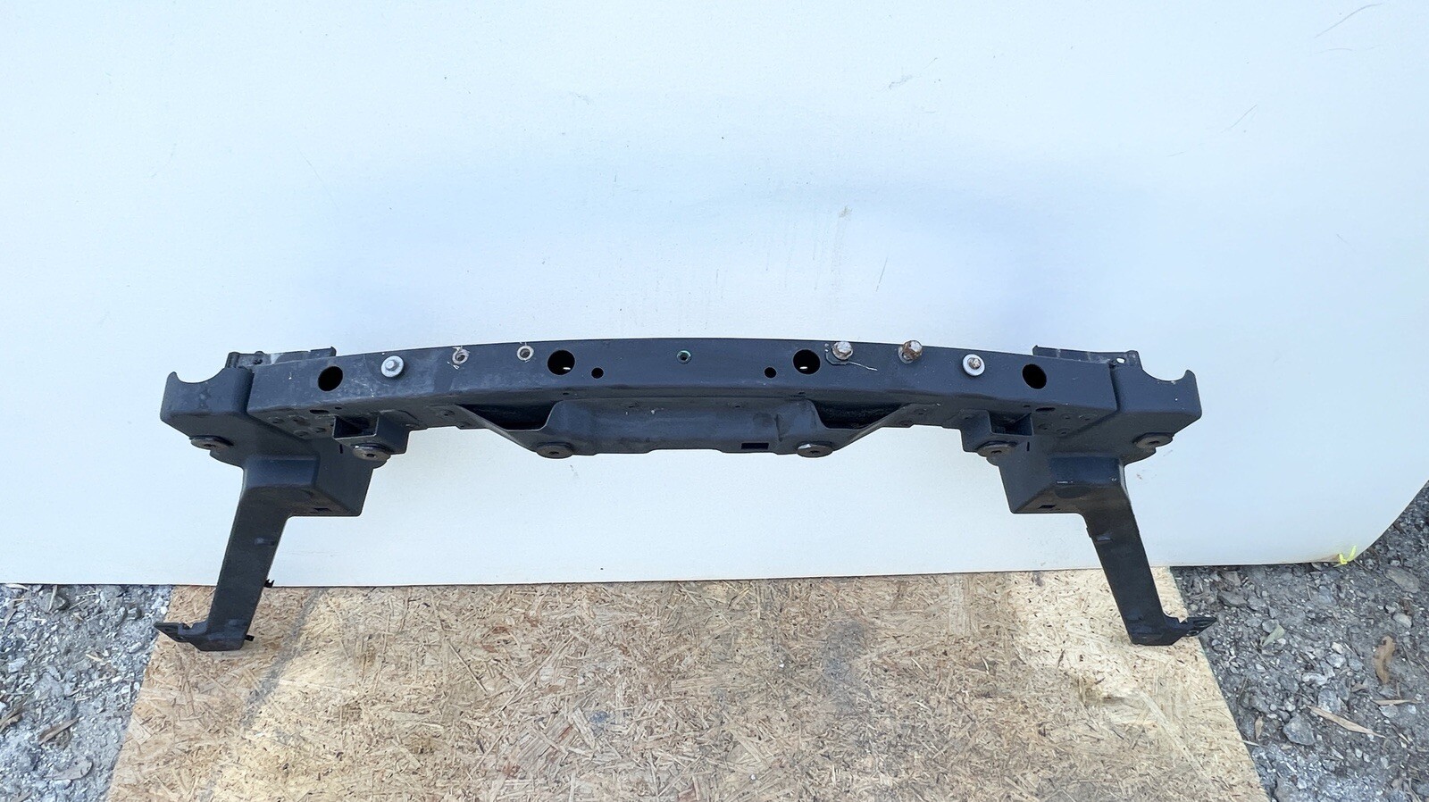 ⭐️2014-2017 Maserati Quattporte M156 Front Upper Radiator Support 673006046 OEM