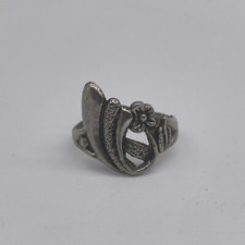 Silver Tone Floral Pattern Ring Size 7