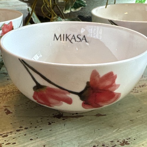 Mikasa Keira Red Poppy Bone China Bowls Set of 4 Unused - Picture 6 of 6