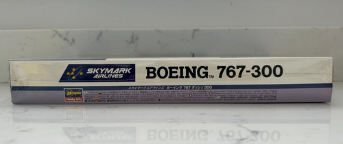 HASEGAWA Skymark Airlines BOEING 767-300 #10126 NISB 1:200 - Picture 3 of 6