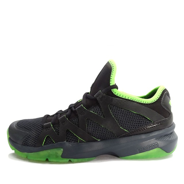 under armour charged phenom 2