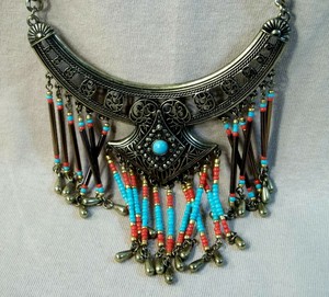 Beaded-Necklace-and-Earrings