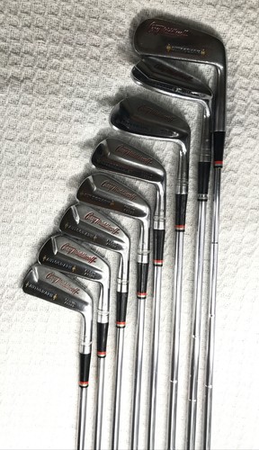 Golf Clubs Wilson Cary Middlecoff Autograph 2, 3,4,6,7,8 Irons + PW & Putter RH - Picture 7 of 12