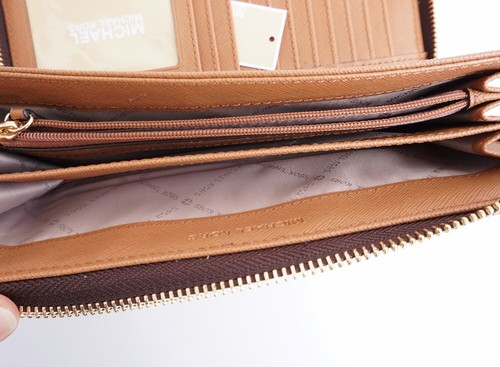 Portefeuille Michael Kors portefeuille portefeuille jet set travel continental marron - Photo 9 sur 11