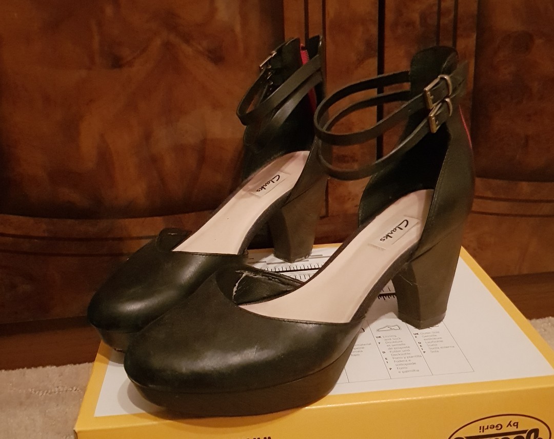 clarks 39 pumps schwarz echt Leder , Absatz 8 cm clarks 39 pumps schwarz echt Leder , Absatz 8 cm