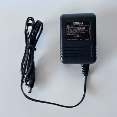 YAMAHA MU500 Tone Generator Midi Sound Module w/ AC Adapter