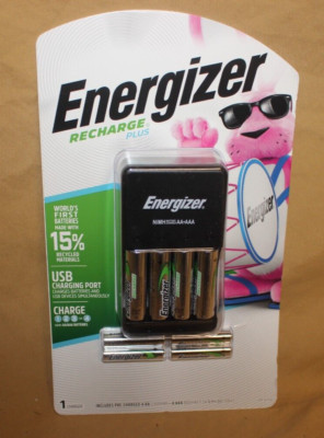 ENERGIZER RECHARGE PLUS BUNDLE CHARGER + 4 AA & 4 AAA RECHARGEABLE Batteries