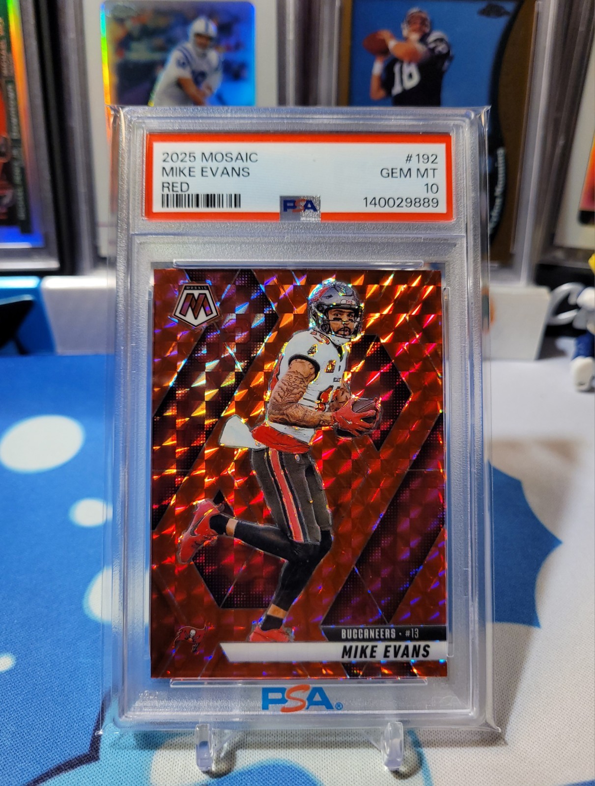 2025 Panini Mosaic Mike Evans #192 Red Prizm PSA 10 💪Buccaneers HOF *POP 1*