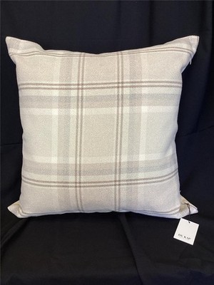 ++ DV Kap Decorative Throw Pillow Tartan-Buff 24x24'' 3671-B-2424 NEW