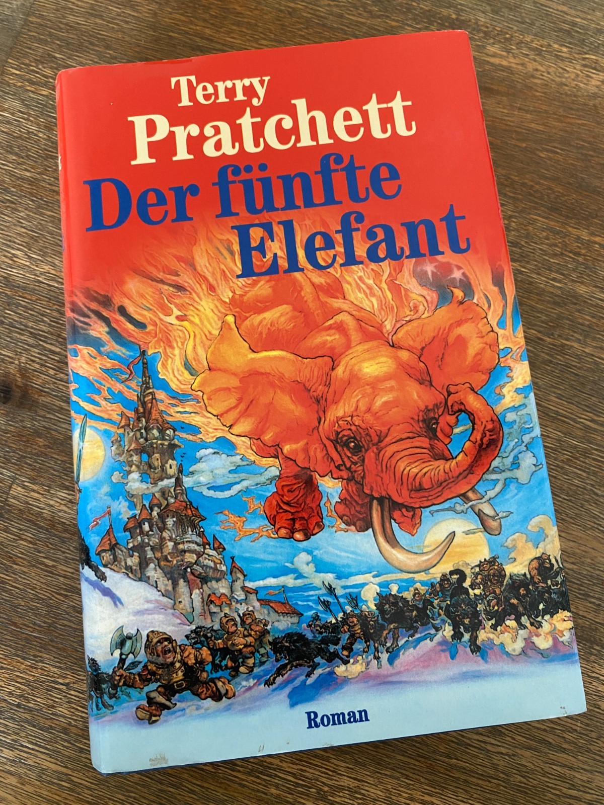 Terry Pratchett - Der fünfte Elefant -Scheibenwelt Roman - gebundene Ausgabe - Terry Pratchett