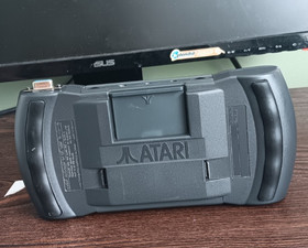 Atari Lynx II Console &ndash; Modded with VGA Output, Brightness, Contrast Control Mod