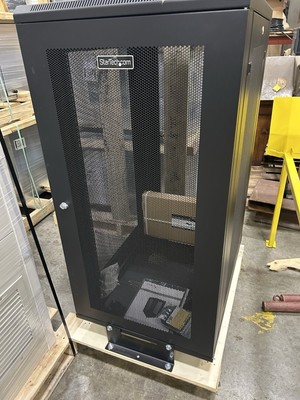 StarTech 4 Post  24U Computer Data Security Server Rack Cabinet IT