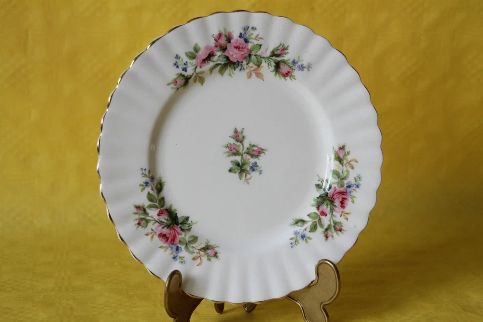 Royal Albert Moss Rose Kuchenteller Brötchenteller Frühstücksteller Teller 18 cm - Bild 1 von 1