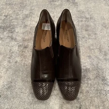 New Mark Lemp Classics Beauty Closed Toe Pumps Women's Sz 9.5M Brown