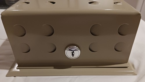 Thermostat Guard w/ Key Lock. White-Rodgers. F29-0192 2E601B New. Free Shipping - Picture 3 of 10