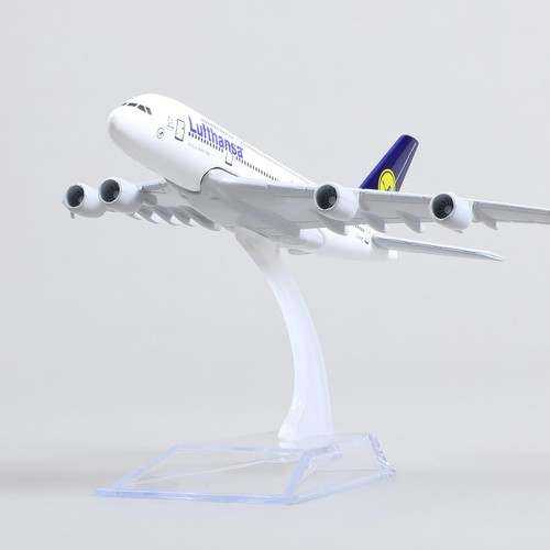 Airbus A380 DE/Lufthansa Airlines 1:400 Die-Cast Metal Airplane Model with Stand - Imagen 4 de 9