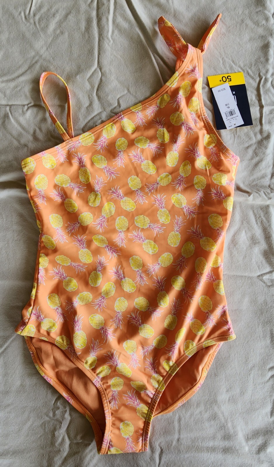 Picture 1 of 2