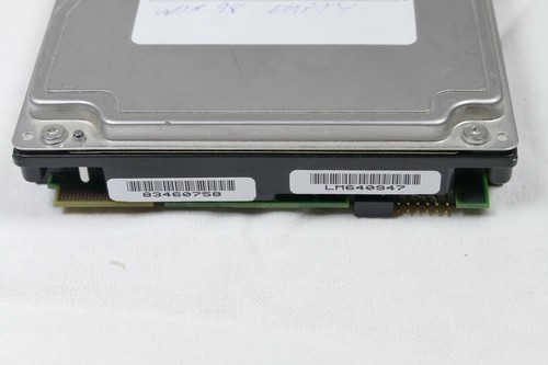 Seagate ST39173W 9GB SCSI 68 PIN Firmware 5764 - Picture 5 of 5