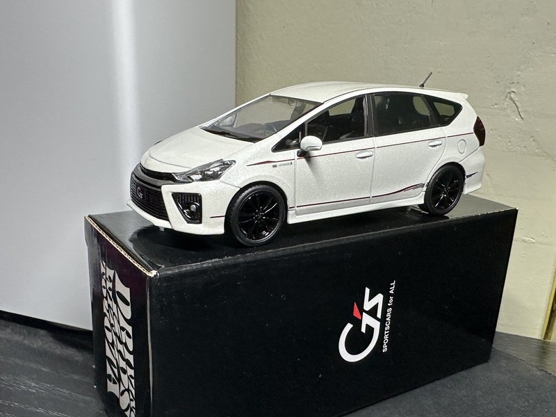 1/30 TOYOTA G’s Gazoo Prius Phv Color Sample Mini Car RARE