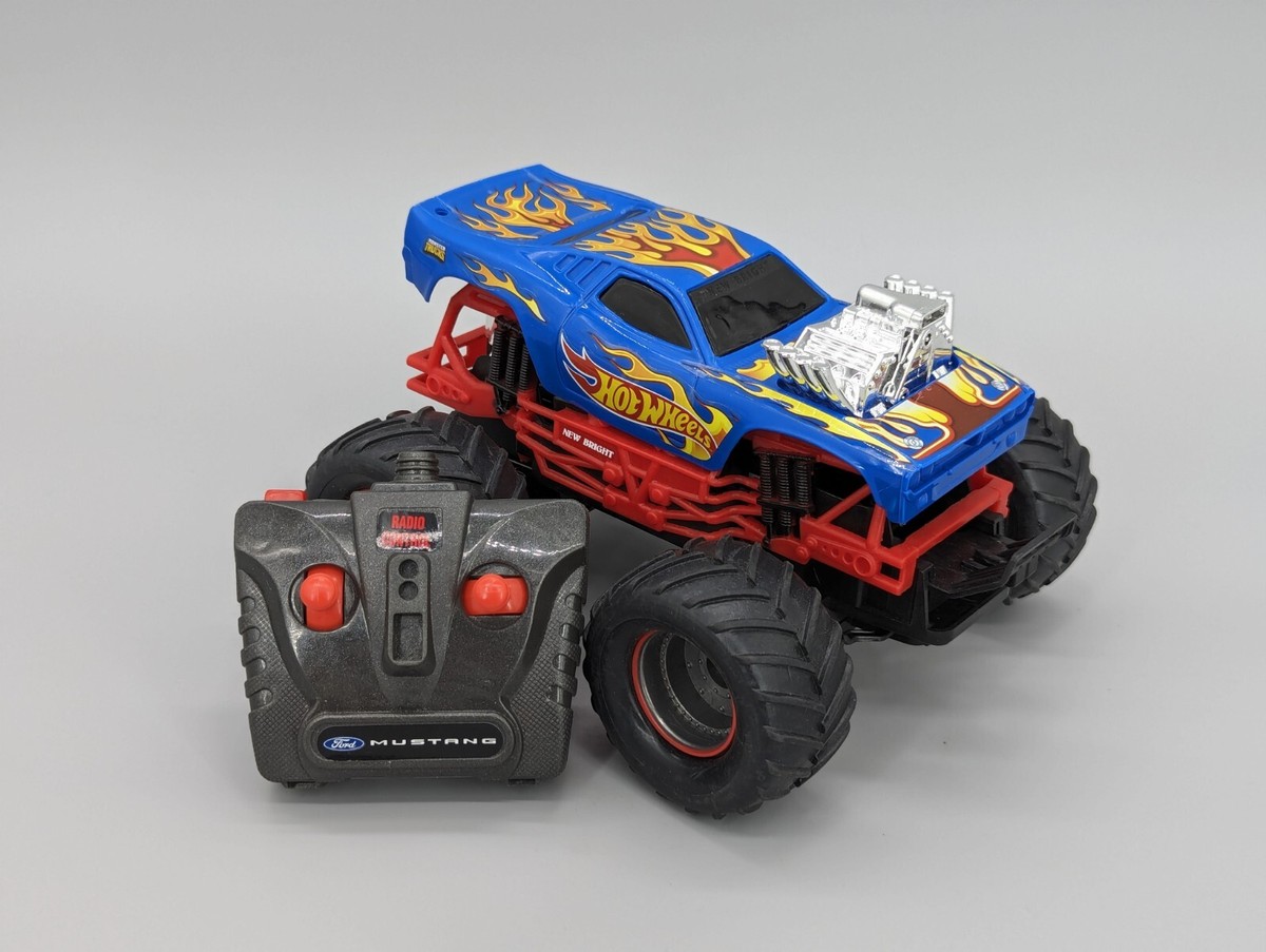 New Bright R/C Hot Wheels Radio Control Rodger Dodger Monster