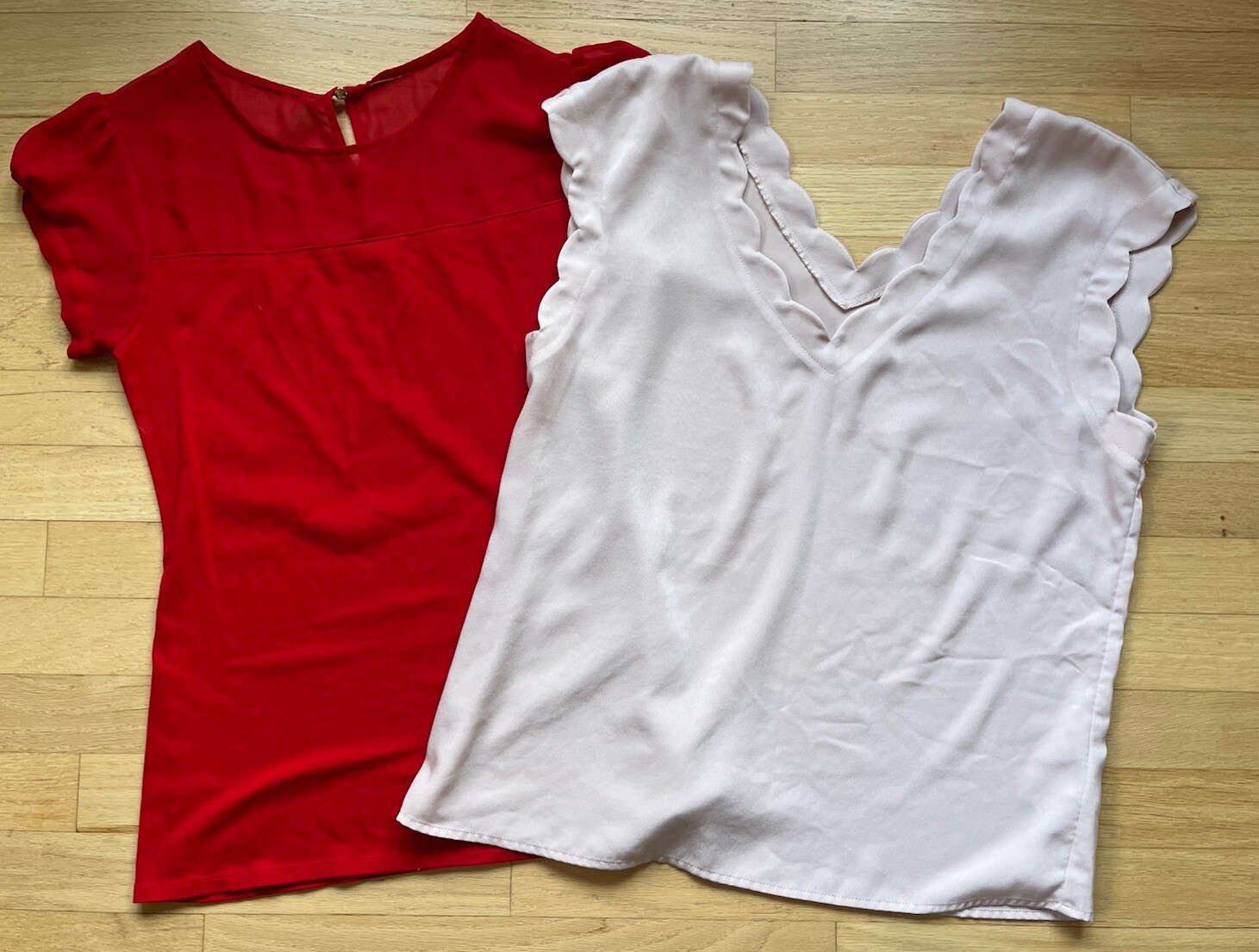 Lot Of 2 Women’s Express Tops Size Medium