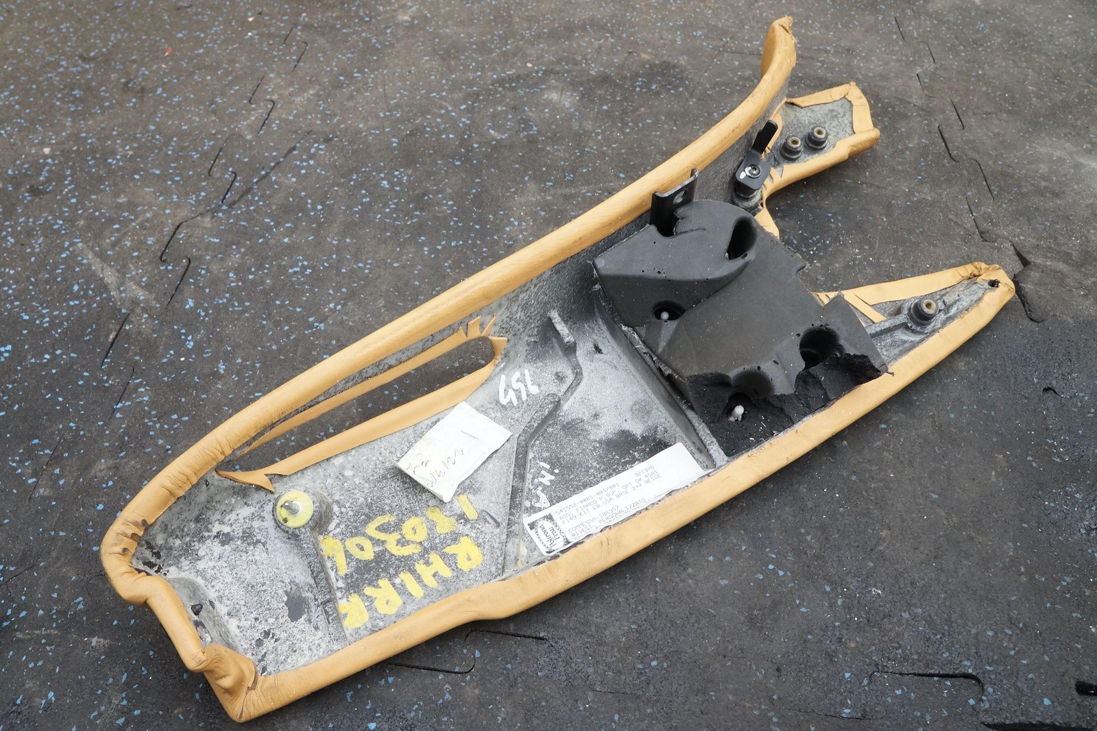 Rear Right Upper Quarter Trim Panel Molding Beige 81423700 Ferrari California 11