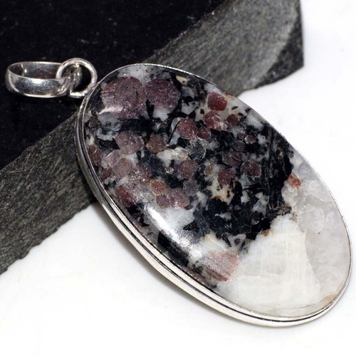 925 Silver Plated Eudialyte Ethnic Chunky Pendant Jewelry Size 2.5" JW