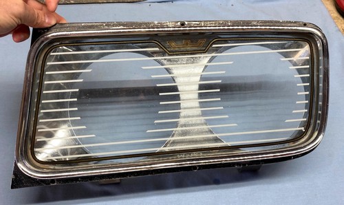 1965 CHRYSLER 300 NEW YORKER NEWPORT HEADLIGHT BEZELS GLASS HEADLAMP COVERS - Picture 3 of 8