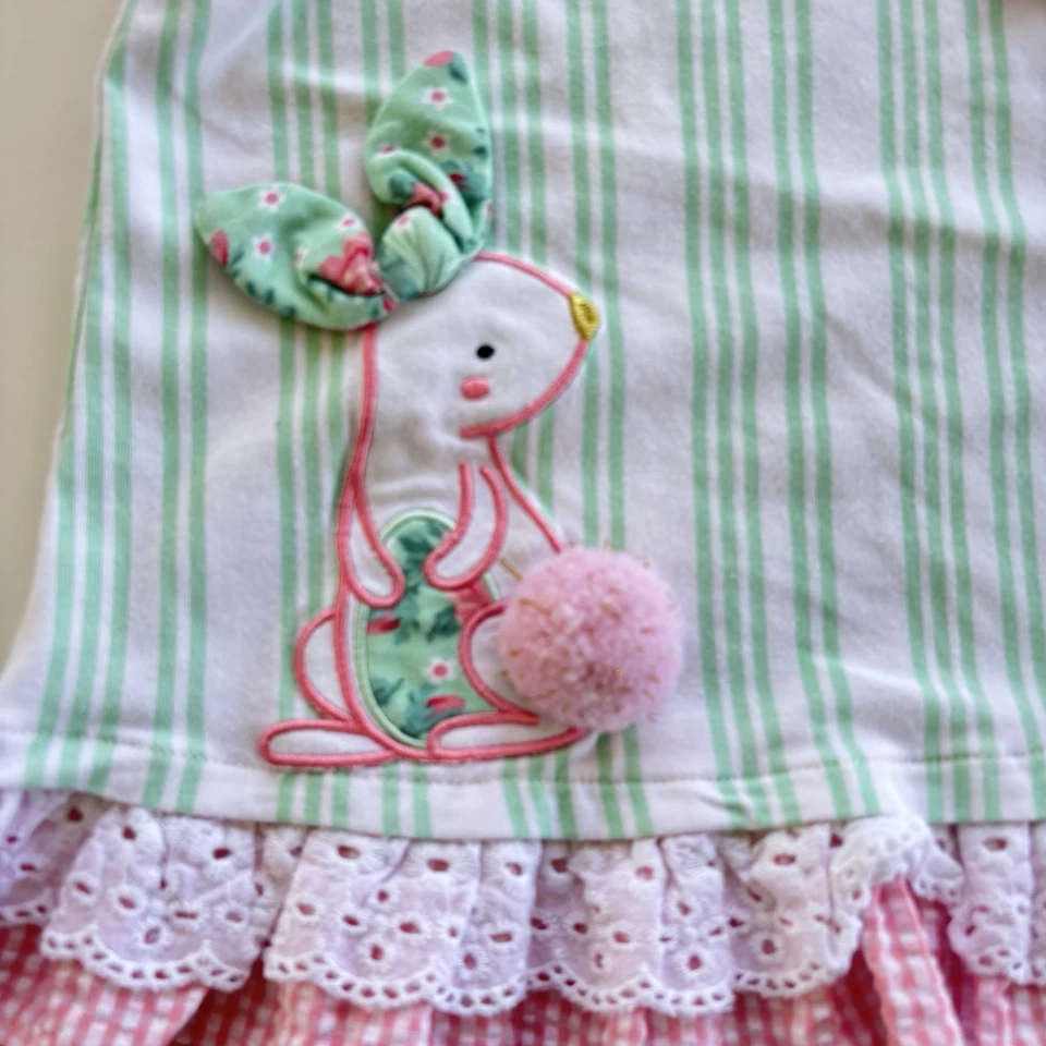 Vestido Sweet Bunny Ediciones Raras Bebé Niña 24M Cola Pom Ojales Seersucker Foto 2 de 4