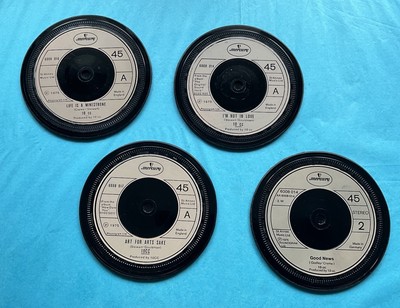 4, 10cc Untersetzer, handgefertigt aus Original Schallplatten, schwarzer Samtrücken