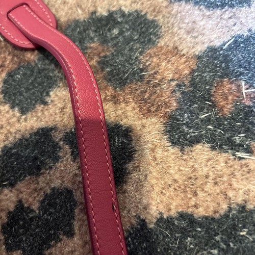 Borsa a tracolla Givenchy in pelle rosa - Foto 13 di 14