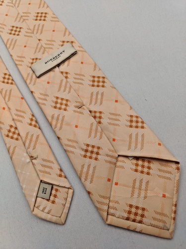 Corbata Burberry London tejida de seda de diseñador de lujo con patrón a cuadros para hombre corbata beige - Imagen 5 de 13