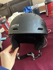 Smith Womens Mission Ski Snowboard Helmet Size Medium Matte Black Used