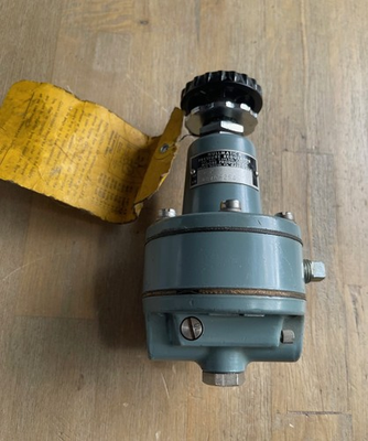 #ad NULLMATIC MODEL 40 2 PRESSURE REGULATOR 1 4quot; NPT $200.00