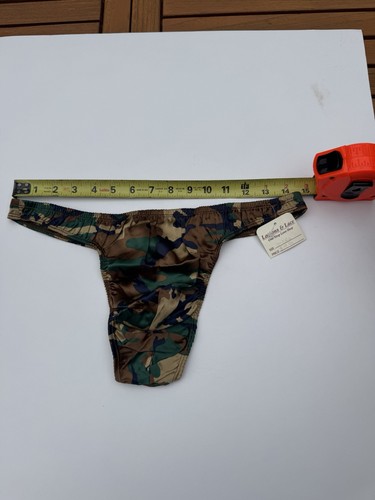 Tanga de bikini vintage de seda camuflada Y2K para hombre talla XL corte alto nuevo con etiquetas lociones y encaje - Imagen 2 de 8