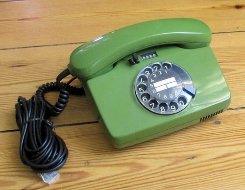 Telefon FeTap 791-1 grün mit Wählscheibe und Gebührenzähler