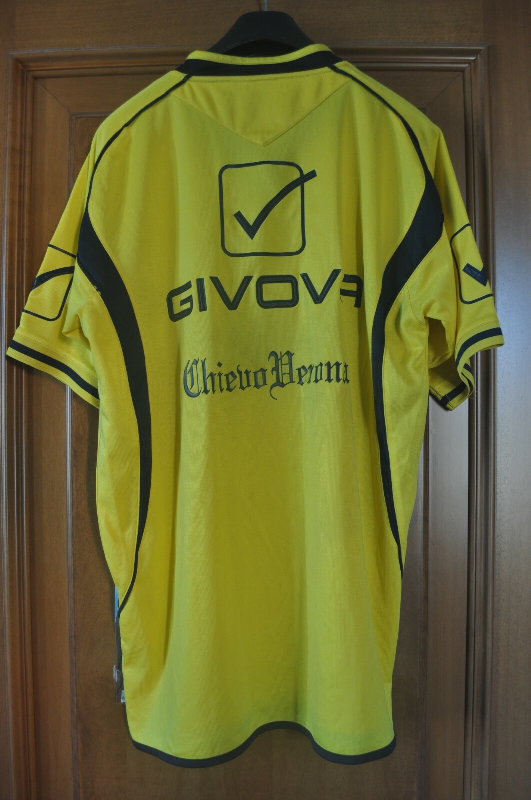Foto 3 di 3