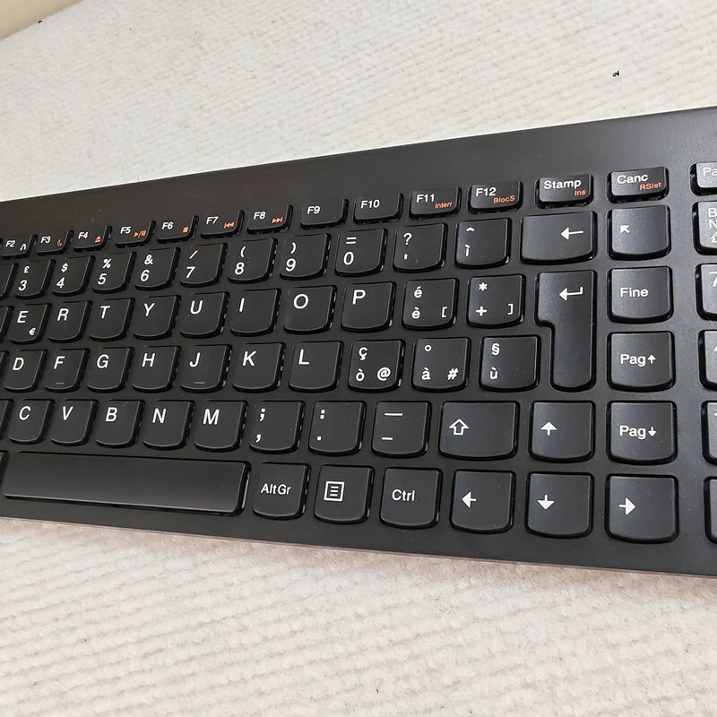 Italian layout black wireless keyborad for Lenovo SK-8861 - Image 4 of 4