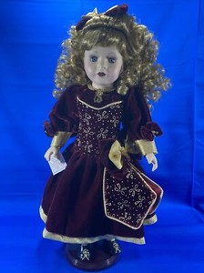 1998 Camellia Garden Porcelain Doll 